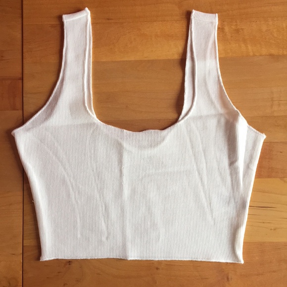 'Tori' Ribbed Cropped Tank Top - Picture 6 of 6